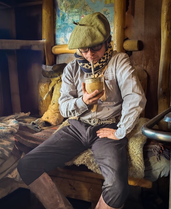 Gaucho drinking Mate