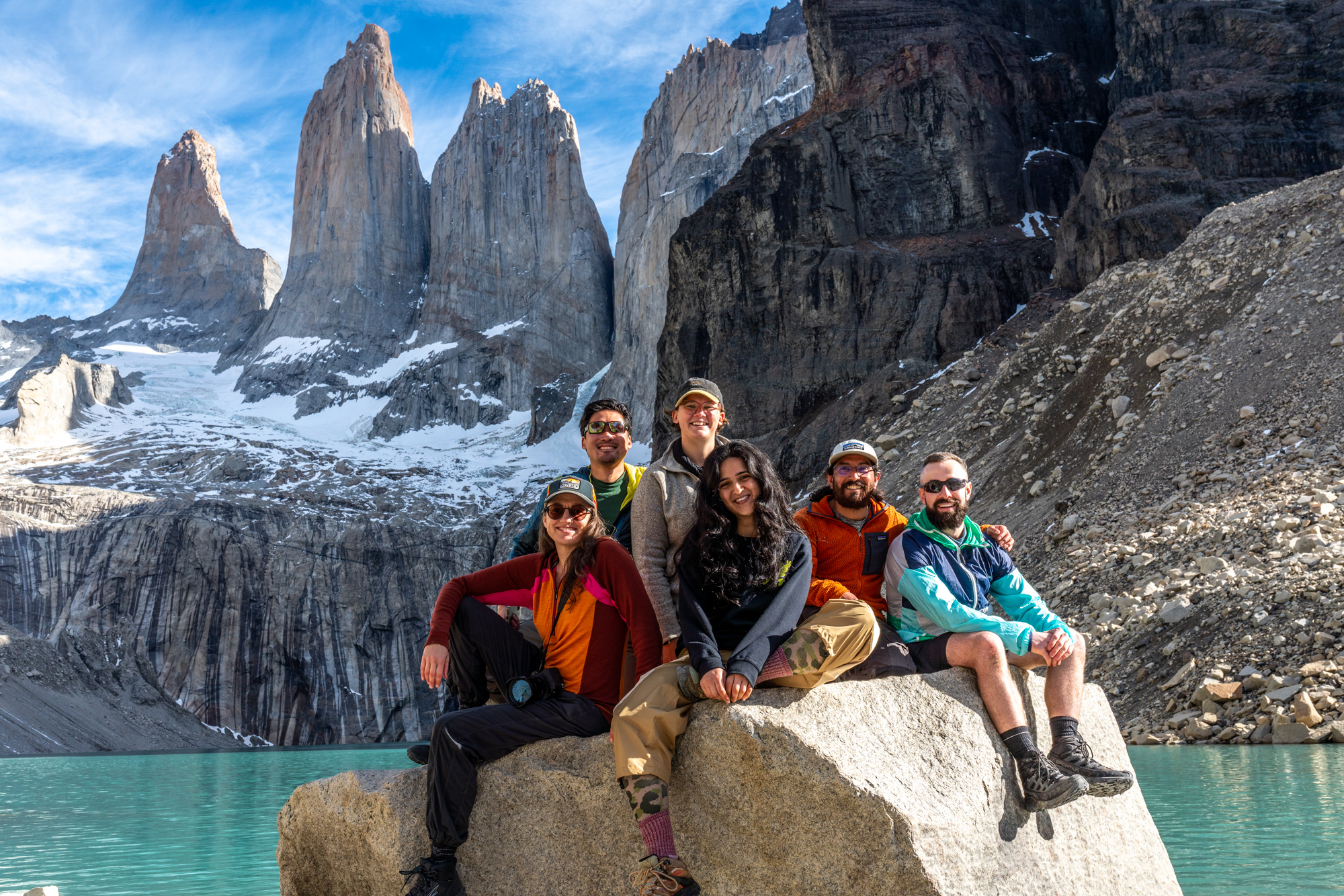 Hacer la W en familia: Una experiencia generacional en Torres del Paine